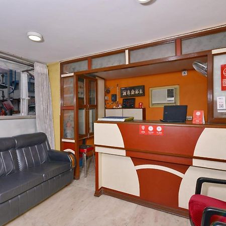 Oyo 3436 Shree Utsav Palace Guest House Колката Екстериор снимка