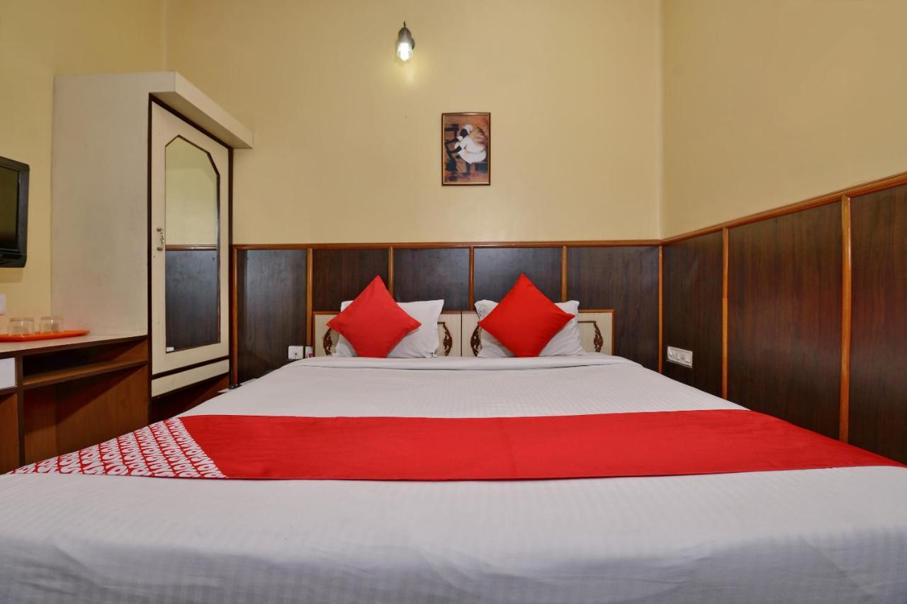 Oyo 3436 Shree Utsav Palace Guest House Колката Екстериор снимка